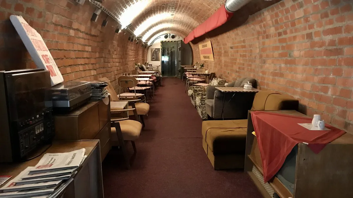 Review: Is the 10-Z Bunker hostel and tours Worth It?