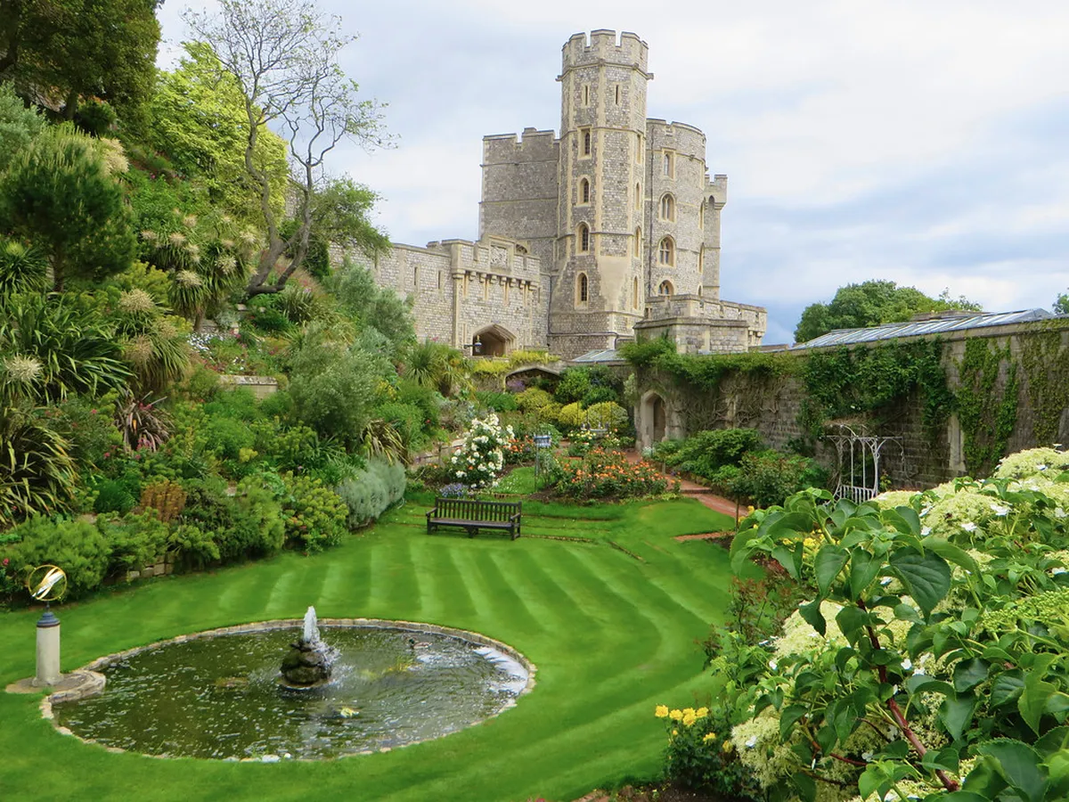 Guide to Castle Gardens and Bellarie in Český Krumlov