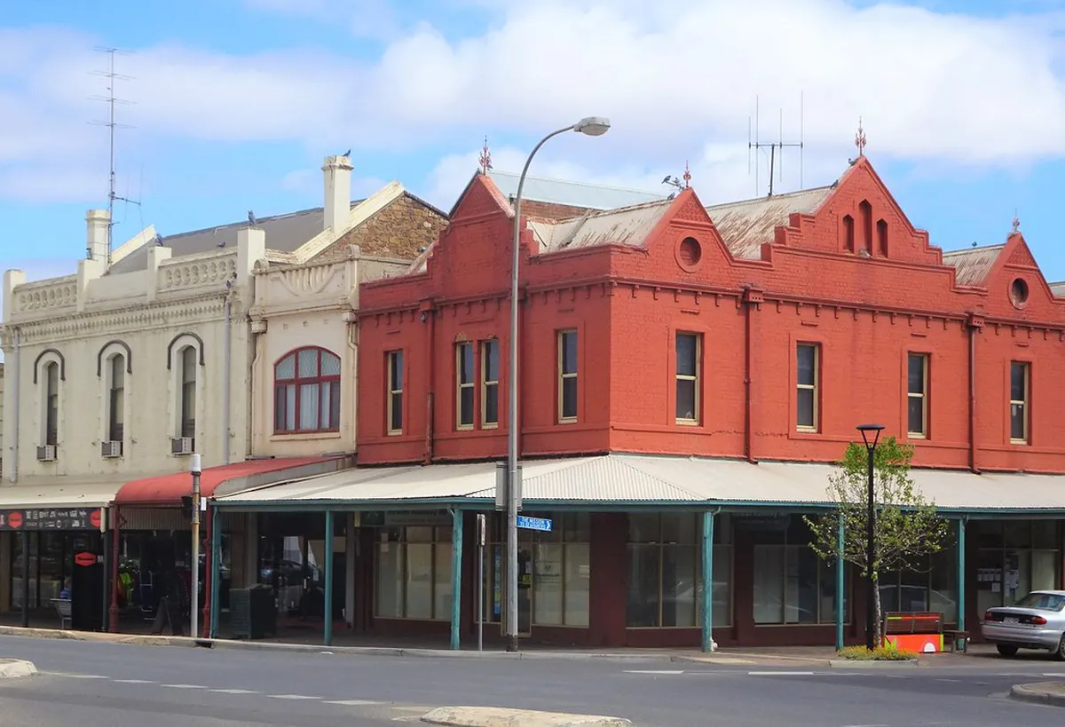 Why is the Great Synagogue in Plzeň Famous? Top 10 Facts