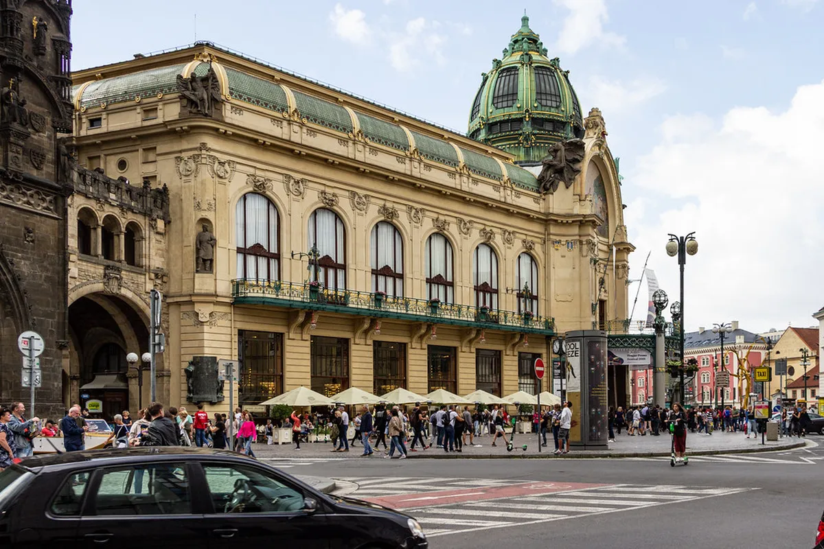 The Ultimate 3-Day Prague Street Art Guide